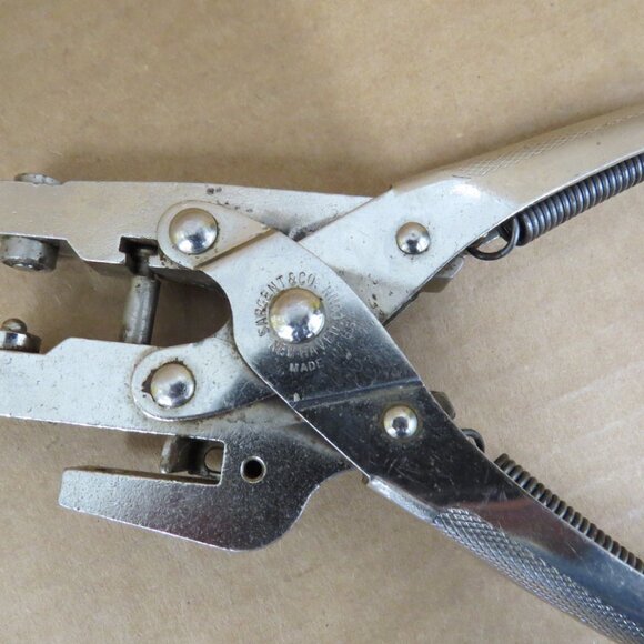 Vtg Sargent & Co. 1/4" Hole Punch & Fastener Paper Leather Cardboard Plastic - Picture 5 of 9